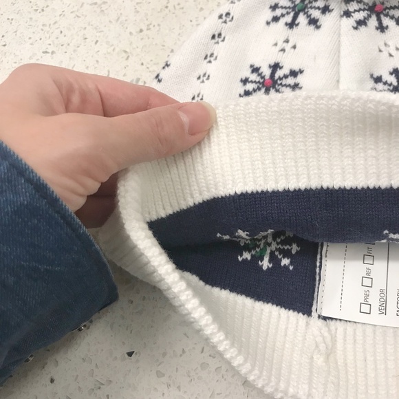 Kids Youth White & Navy Snowflake Pom Pom Beanie With Rainbow Dots - Picture 4 of 8